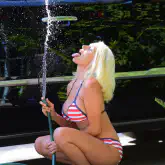 gallery/carwash-celeb-courtney-stodden-05.jpg