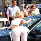 gallery/carwash-celeb-sara-underwood-34.jpg